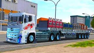 Truk terbalik bawa muatan, antar ketujuan