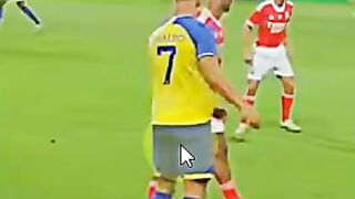 شاهد رونالدو كيف يتلاعب في لاعبين بنفيكا ????????
