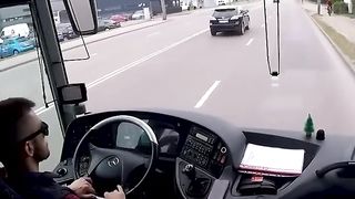 Rumah mobil paling mahal di dunia