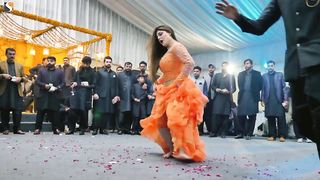 Meri Lagdi Kisse Na Vekhi , Chahat Baloch Mujra D