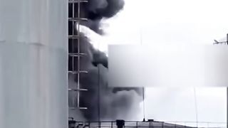КАК  ХУБАВО ГОРИ В СЕВАСТОПОЛ