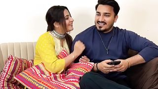 Tum Beacharay ko Khush Wobhee Saara Saal