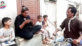 Funny Video Husband wife fighting for PUBg