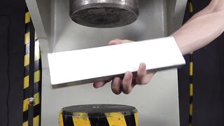 Extremely destructive 100 tons of hydraulic press, so hard goods are crushed