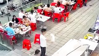 Kejadian konyol bikin letawa