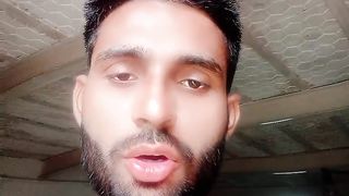 Garibon ko Pakistan Nahin hai inke liye petrol free bijali free hospital free Sab kuchh free hai yah sirf Unka Pakistan hai