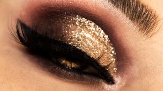 Cut Crease Makeup 2