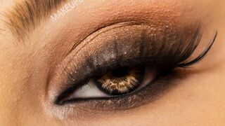 Smokey Eye Liner