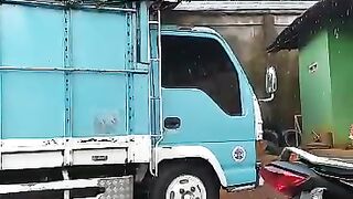 furniture truck