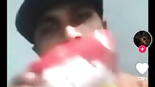 ???????? 136