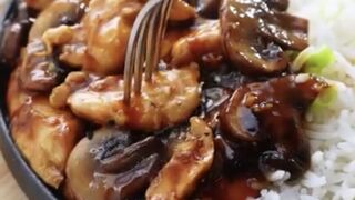 Chicken mushroom recipe (subscribe please)
