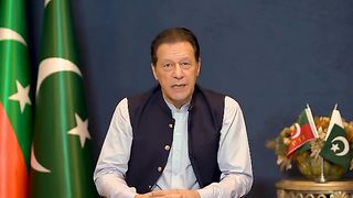 File name Imran Khan Tik Tok Diamond Button _ Imran Khan per Qatilana Hamla _ Khan pe