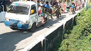 KARNAVAL DI DESA