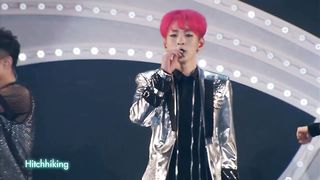 SHINee - Hitchhiking