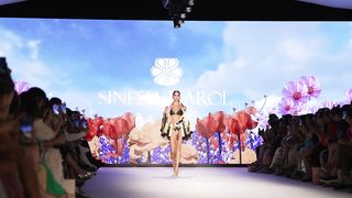 Sinesia Karol Fashion Show _ Miami Swim Week  model