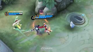 Kelakuan warga epic