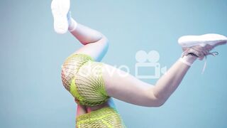 Silence body show, twerking , seductive