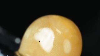 Popcorn in macro and slow motion