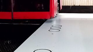 Steel cutting machine