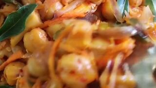 Very tasty boiled chickpea tempura