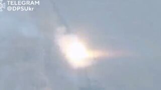 Ukraine’s Border Service showing artillery strikes and UAVs dropping munitions on Russian forces in the Kupyansk