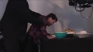 What dog doing a raw turkey at Shaq Head ,???? NBA