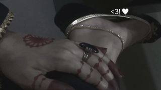Black????????????