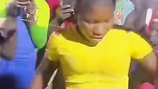 Aïcha trembler