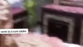 Har Larki ko Aisa Shaohar Millay????????????