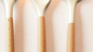 Kitchenware items
