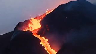 Amazing shorts lava flows