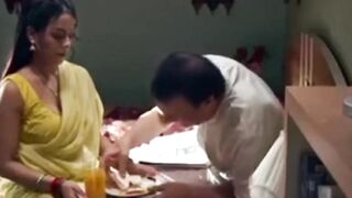 बुढा थरकी  !  बहु ओर ससुर
