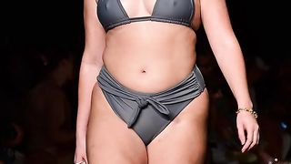 [2023 SWIM WEEK 4k] 23_24 AXIL SWIM ep.4 PLUS SIZE MODEL _ 2023 Miami Swim Week  female models posing