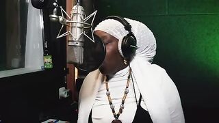 Queen Omega - Dubplate - Little Lion Sound - Episode Berikutnya
