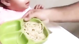Les bébés de nos jours lol
