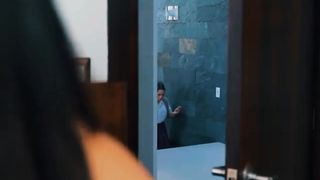 Esta muj3r se entr3gó a el novio de su hija de esta manera
