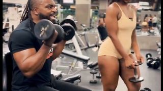 How woman Tries to Thirst trap random guys in the gyms lol