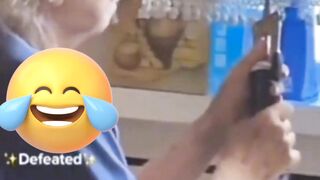 WOMEN  VS  CAT | FUNNY CAT | FUNNY ANIMALS