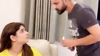 Baat Tuo Theek Haiy jaisay Mujhay Daykhtii