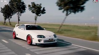 TOYOTA SUPRA