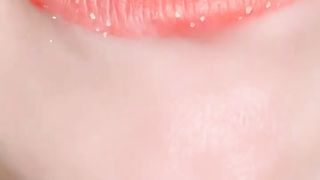 ASMR Satisfying Eating