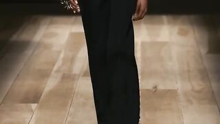 Alexander_McQueen___Fall_Winter_2023_2024___Full_Show