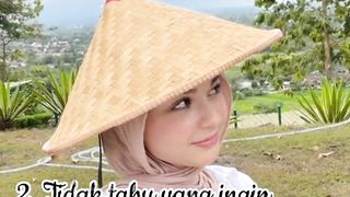 Sifat Cewek Manja