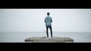 Shawn Mendes - There's Nothing Holdin' Me Back