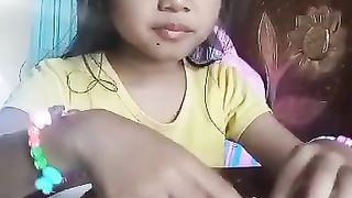 ngakak adiknya????