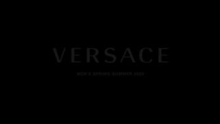 Versace_Men_s_Spring-Summer_2020___Fashion_Show(360p). Upload  100