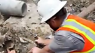 Le travail est l'ami des vivants