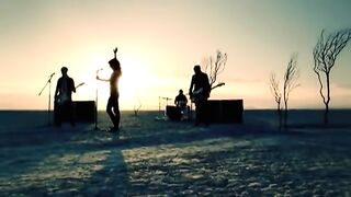 Paramore: crushcrushcrush [OFFICIAL VIDEO]