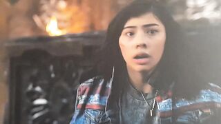 Wanda vs America chavez-multi verse of madness movie scene.mp4