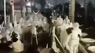 У Китаї почалися протести через суворі COVID-обмеження, — ЗМІ